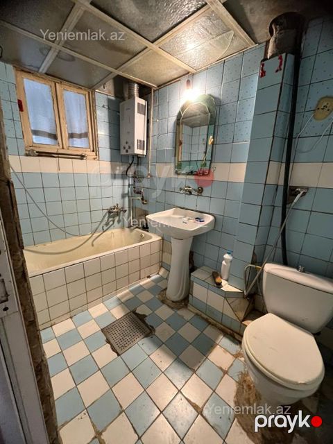 Satılır 3 otaqlı Bina evi menzil (Köhnə tikili), 71 m², Nizami rayonu — Bakı