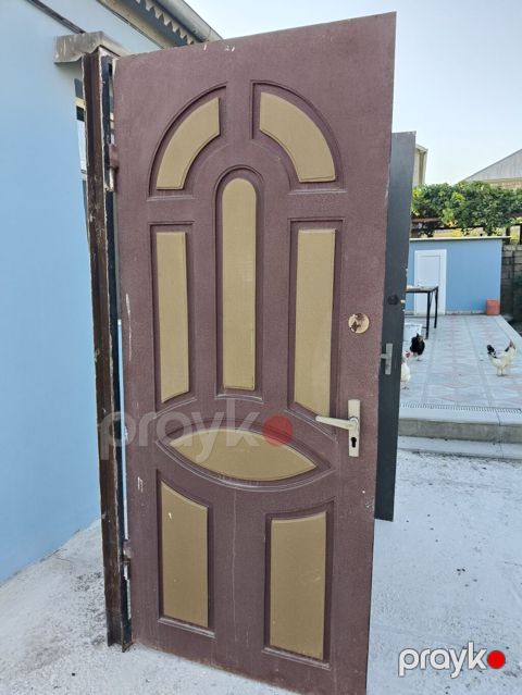 Seyf dəmir qapı Hündürlüyü-2.20sm Eni-98 Çərçivə şvellerdən yığılıb və — Saray