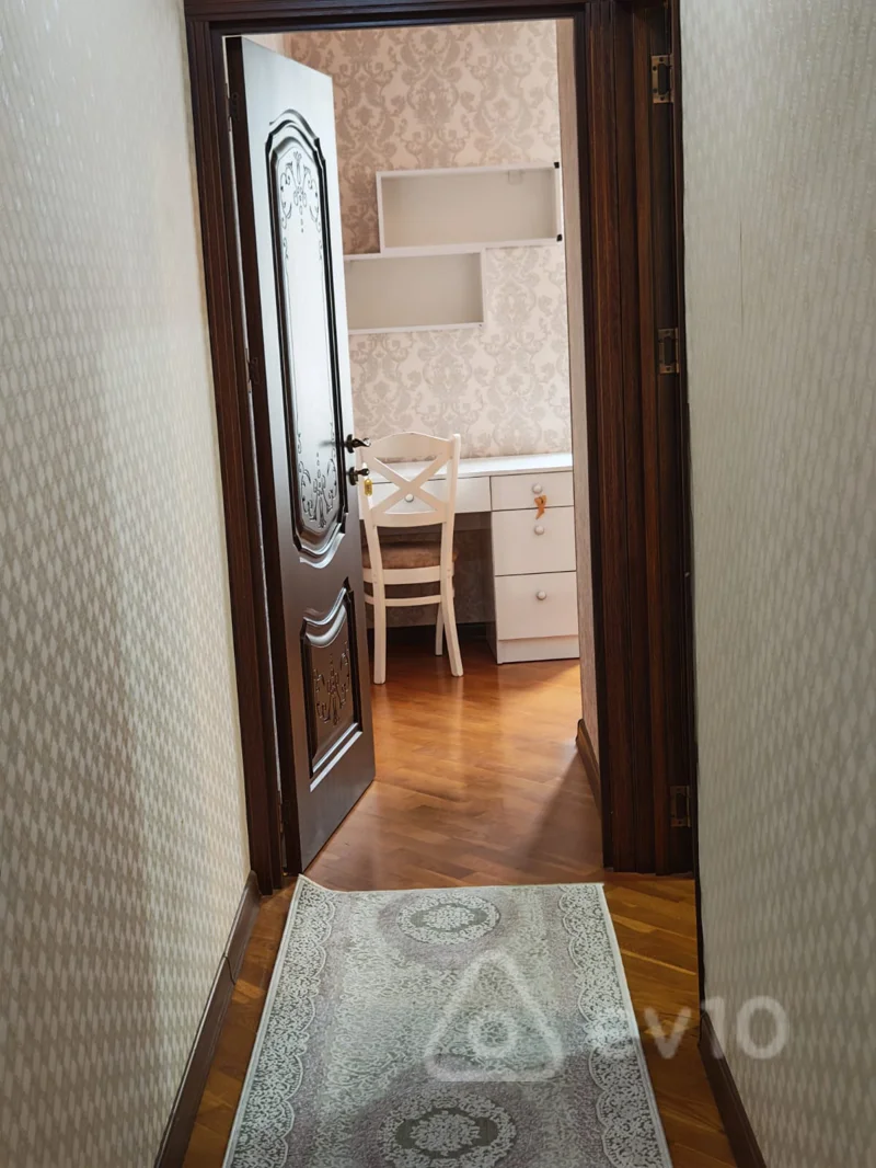 3 otaqlı mənzil, 100 m², Bakı, Vladislav Plotnikov küç. — kirayə — Mənzil, Bakı (10)