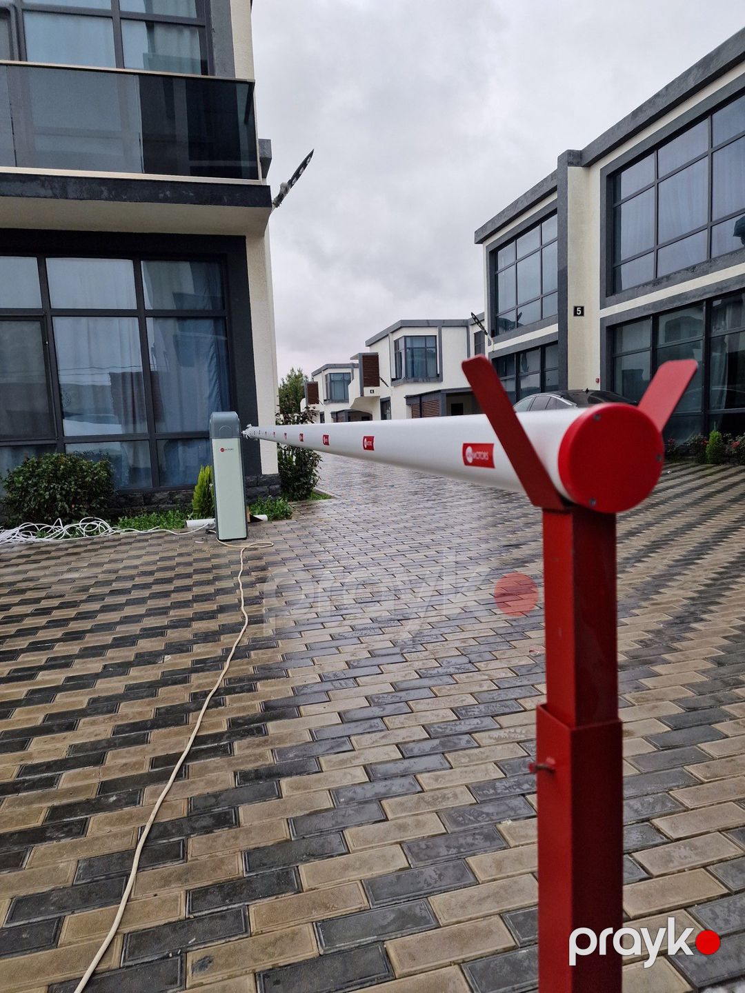 Jalüz qapı — Təmir və inşaat, Bakı (8)