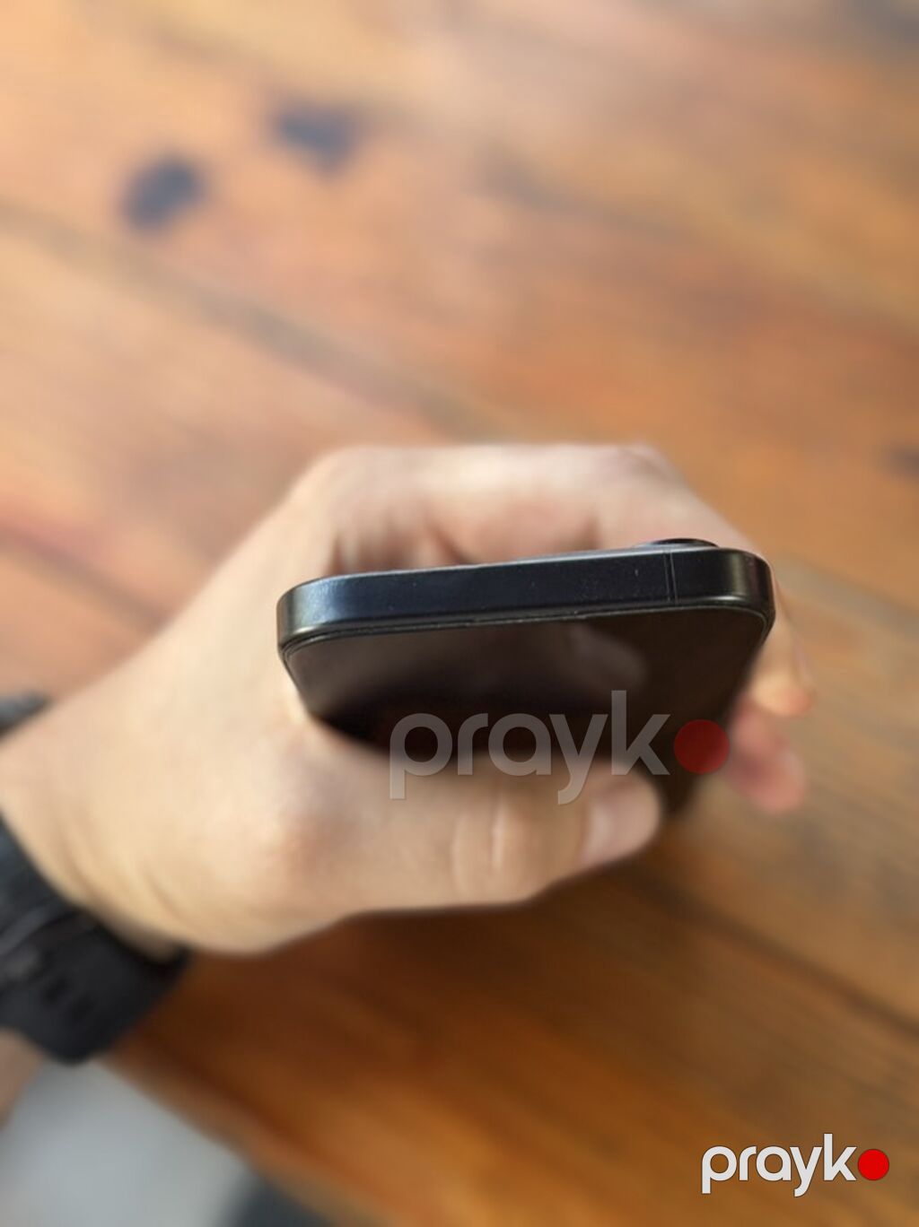 IPhone 15 Pro, 128 GB, Qara, Simsiz şarj — Apple iPhone, Gəncə (4)