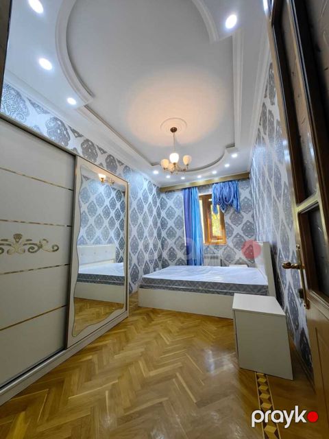 İcarəyə verilir 3 otaqlı köhnə tikili 100 m² — Bakı