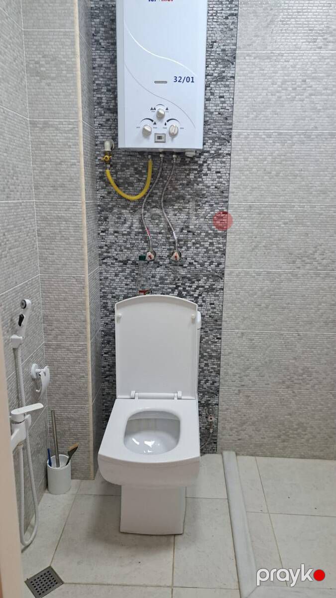 İcarəyə verilir 3 otaqlı köhnə tikili 75 m² — Mənzil, Bakı (6)