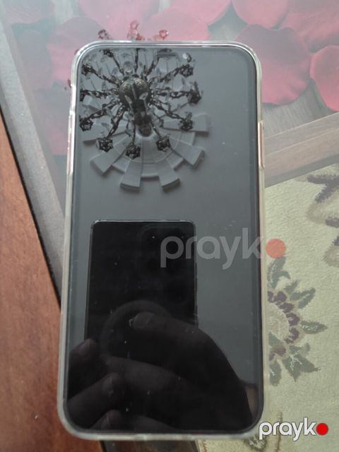 Apple iPhone XR Red 128GB/3GB — Bakı