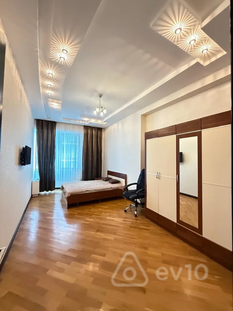 3 otaqlı mənzil, 135 m², Port Baku — kirayə — Mənzil, Bakı (7)