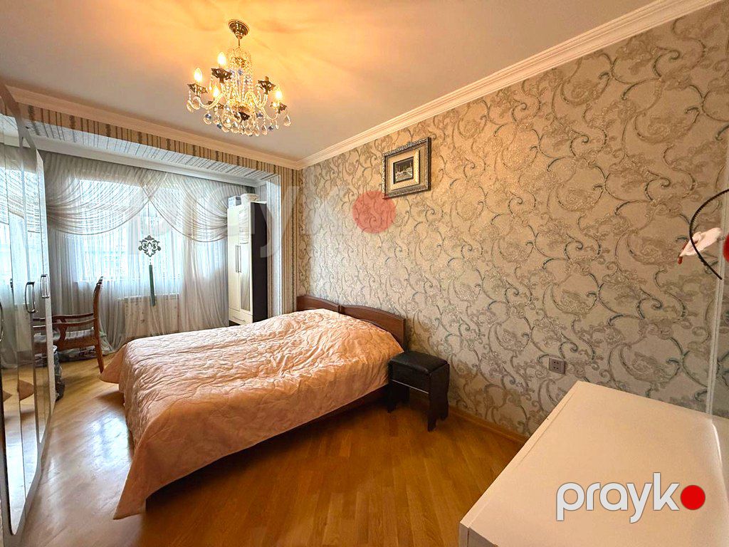 Satılır 4 otaqlı köhnə tikili 100 m² — Mənzil, Bakı (11)