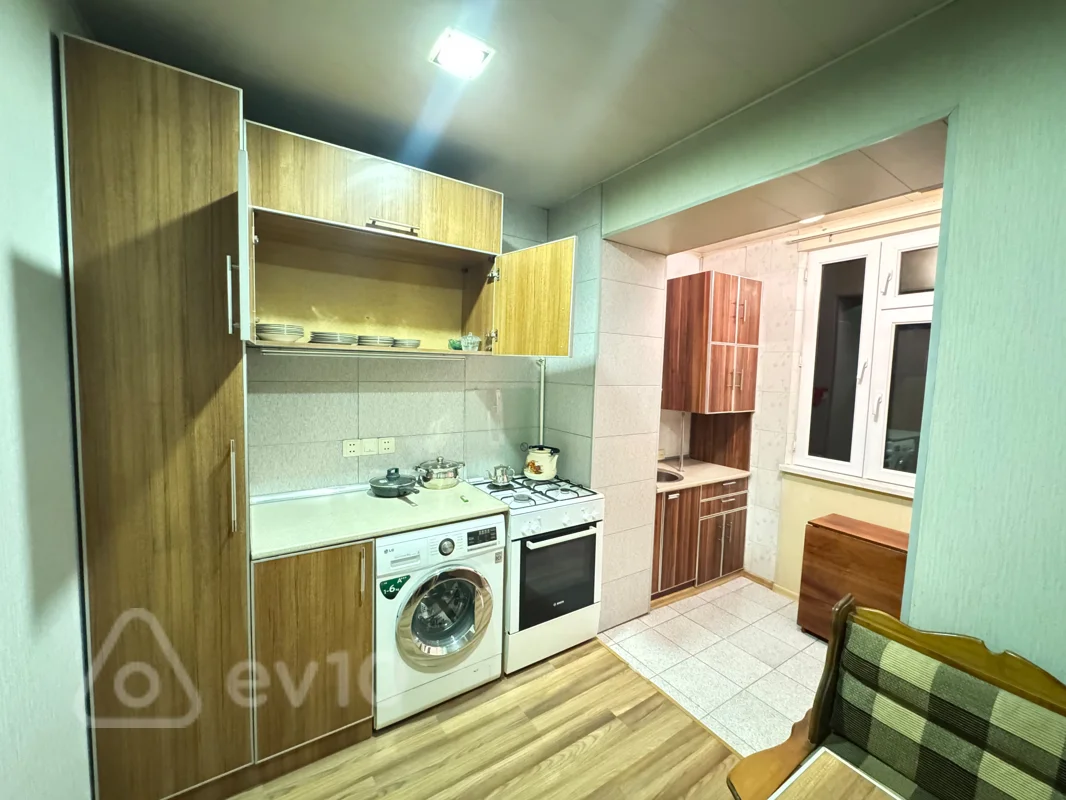 1 otaqlı mənzil, 45 m², Faiq Yusifov küç — kirayə — Mənzil, Bakı (7)
