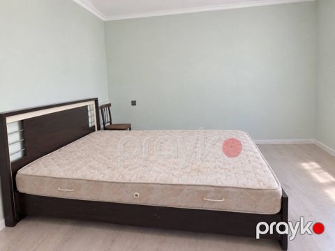 İcarəyə verilir 4 otaqlı köhnə tikili 80 m² — Bakı