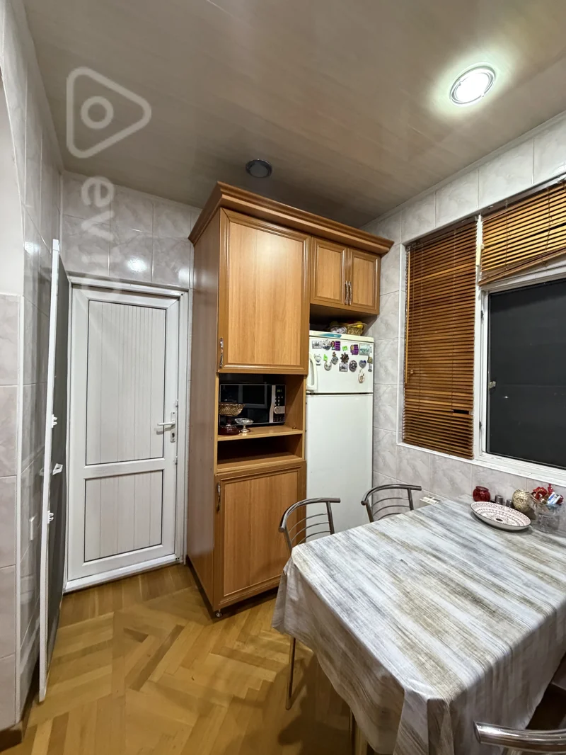 3 otaqlı mənzil, 70 m², Yasamal r. Mehemmed Xiyabani kuc — kirayə — Mənzil, Bakı (8)
