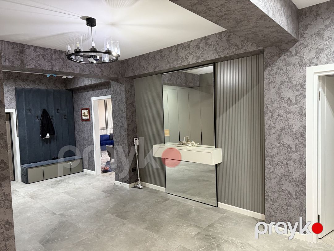 Satılır 4 otaqlı yeni tikili 200 m² — Mənzil, Bakı (10)