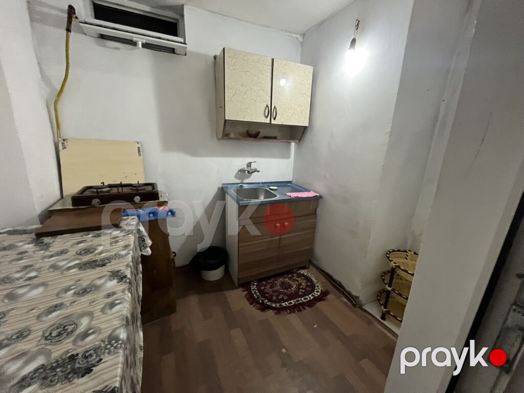 Kirayə üçün ayrıca kiçik mənzil (studiyaya yaxın plan). - Girişdən — Mənzil, Bakı (3)
