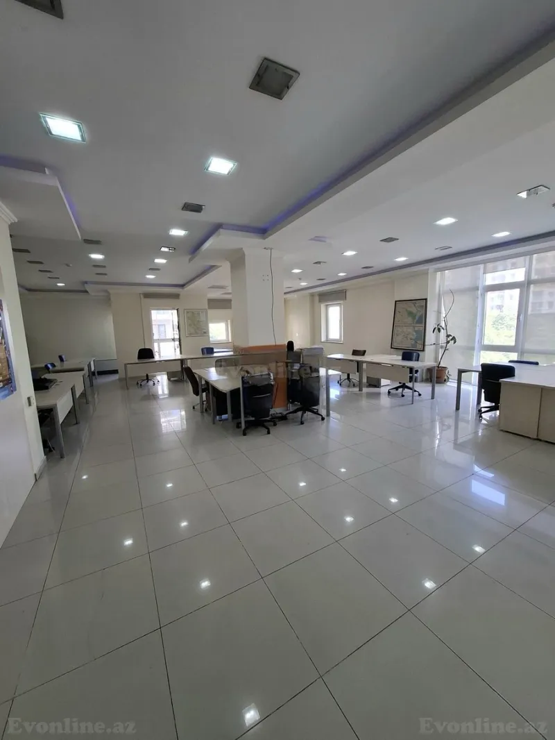 Kirayə verilir Ofis 300 m² Bakı, Nəsimi r., 20 Yanvar m — Ofis, Bakı (2)