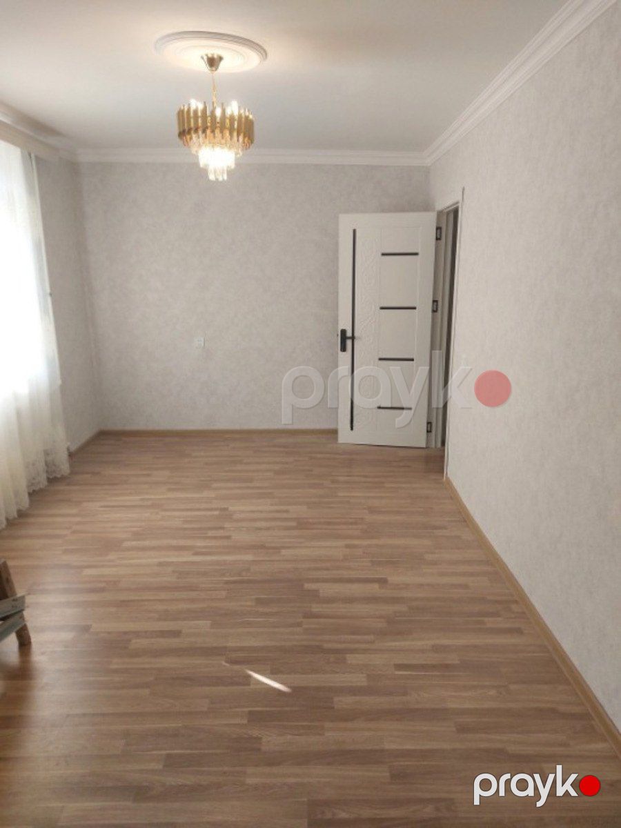 Satılır 1 otaqlı köhnə tikili 45 m² — Mənzil, Bakı (2)