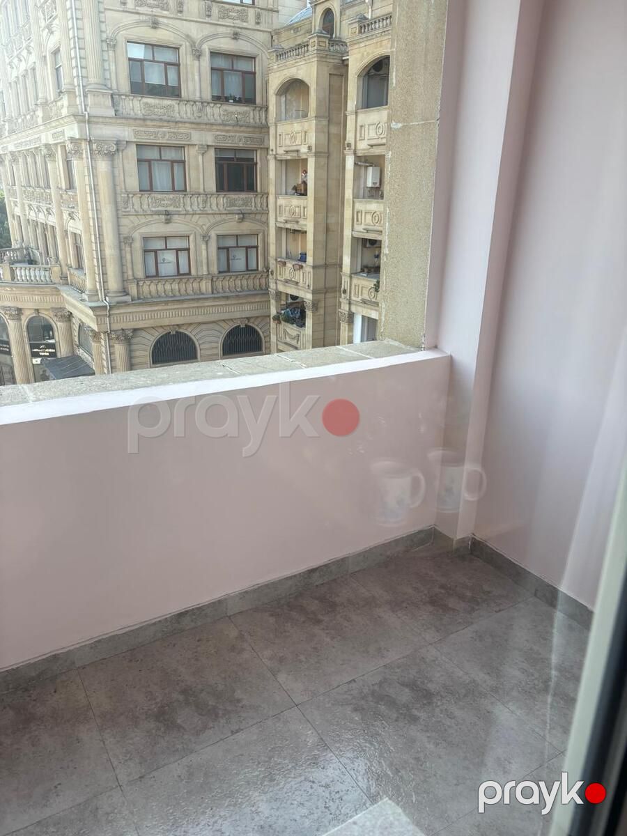 İcarəyə verilir 2 otaqlı köhnə tikili 55 m² — Mənzil, Bakı (9)