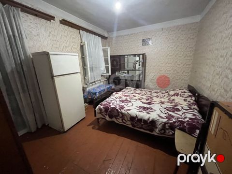 Kirayə üçün ayrıca kiçik mənzil (studiyaya yaxın plan). - Girişdən — Bakı