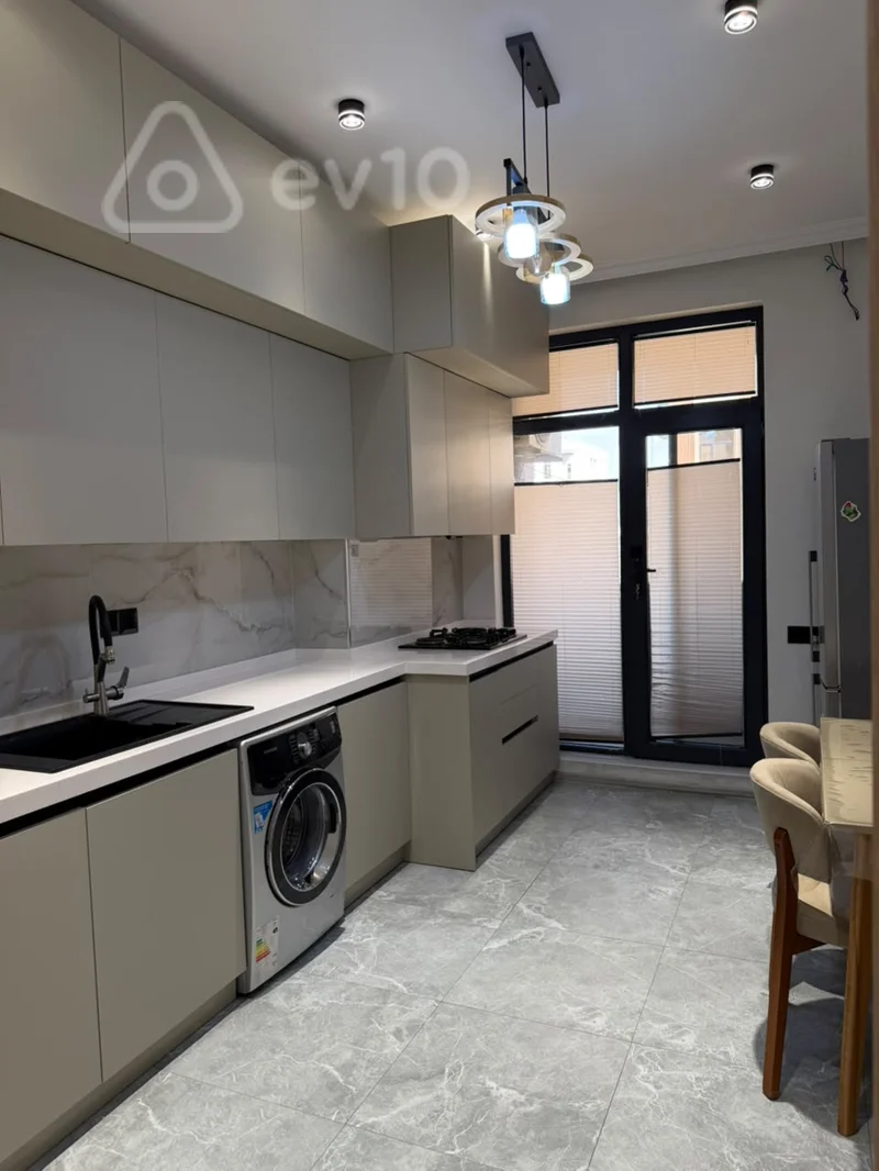 2 otaqlı mənzil, 70 m², Təbriz küçəsi — kirayə — Mənzil, Bakı (7)