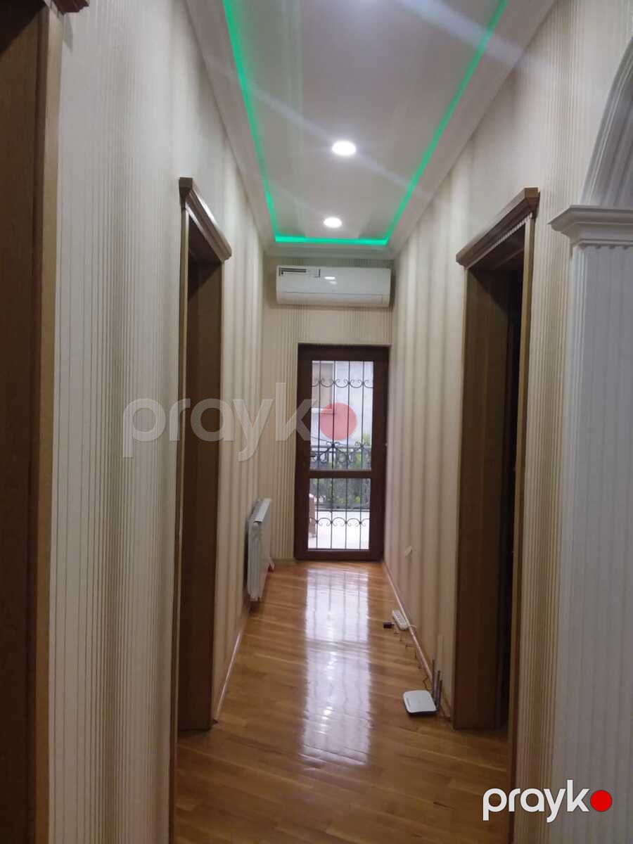 Satılır 4 otaqlı həyət evi/bağ evi 220 m² — Ev, villa, Bakı (9)