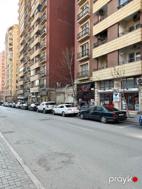 Satılır 2 otaqlı köhnə tikili 70 m² — Bakı