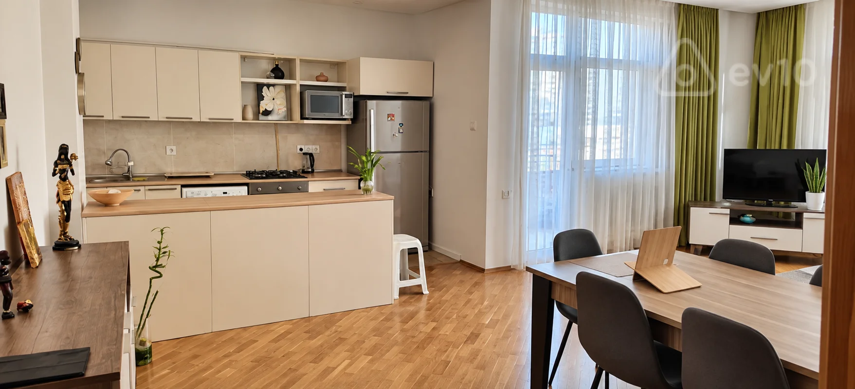 3 otaqlı mənzil, 100 m², Azadlıq prospekti ilə Abbas Səhhət küçəsinin kəsişməsi — Mənzil, Bakı (9)