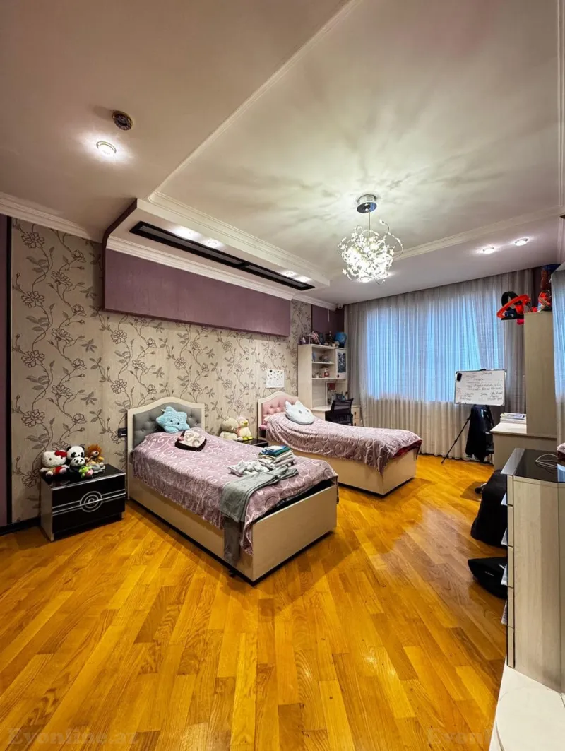 Satılır 5 otaqlı Mənzil Yeni tikili 286 m² Bakı, Nəsimi r., 28 May m — Mənzil, Bakı (7)