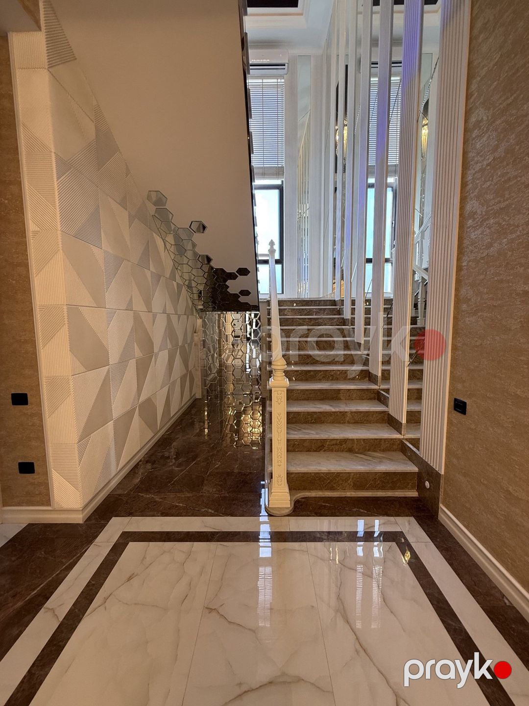 Satılır 5 otaqlı həyət evi/bağ evi 370 m² — Ev, villa, Bakı (8)