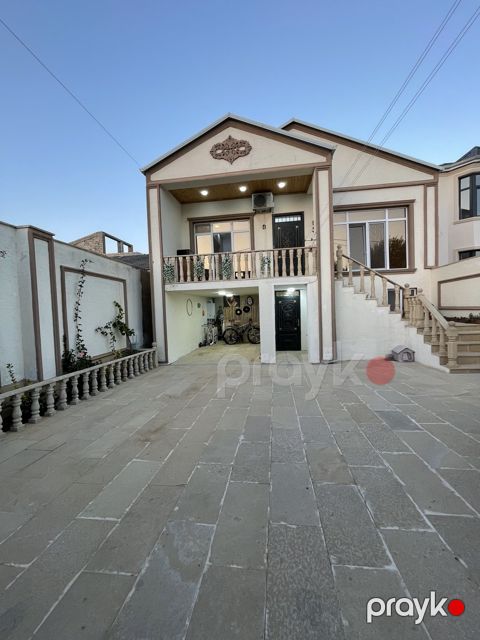 Satılır 7 otaqlı həyət evi/bağ evi 220 m² — Bakı