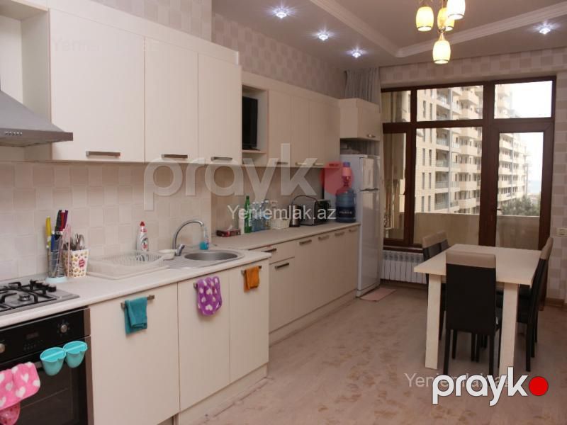 Satılır 4 otaqlı Bina evi menzil (Yeni tikili), 216 m², Nəsimi rayonu — Mənzil, Bakı (4)