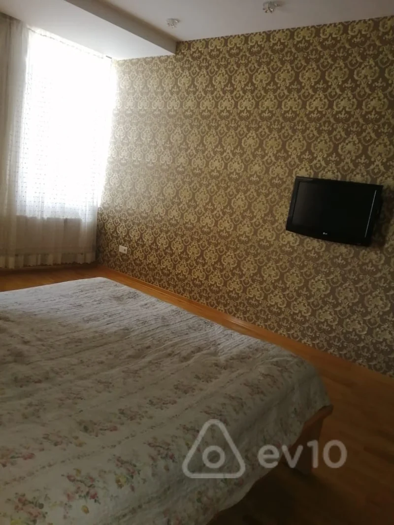 3 otaqlı mənzil, 130 m², Rəşid Behbudov — kirayə — Mənzil, Bakı (9)