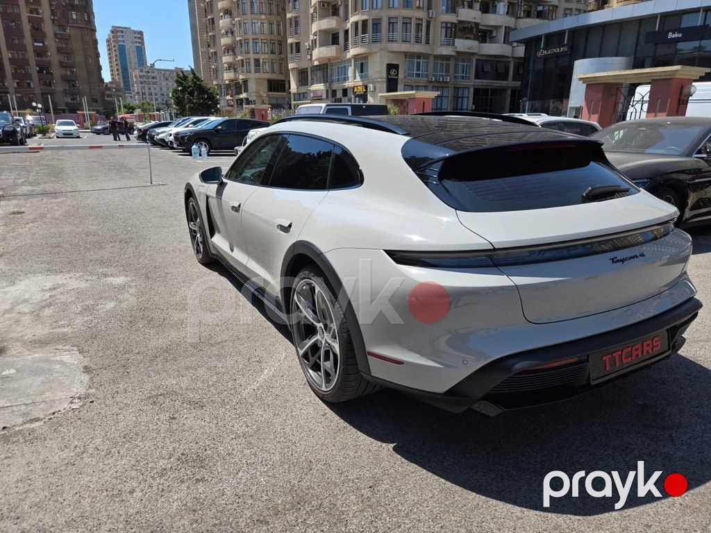 Porsche Taycan, 93.4 kWh, 2022 il, 26 000 km — Avtomobillər, Bakı (5)