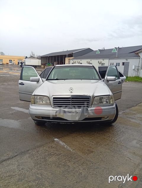 Mercedes C 180, 1.8 L, 1993 il, 518 000 km