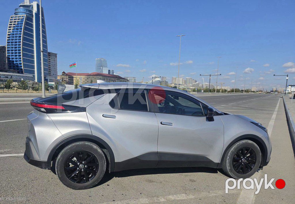 Toyota C-HR, 1.8 L, 0.91 kWh, 2025 il, 10 000 km — Avtomobillər, Bakı (2)