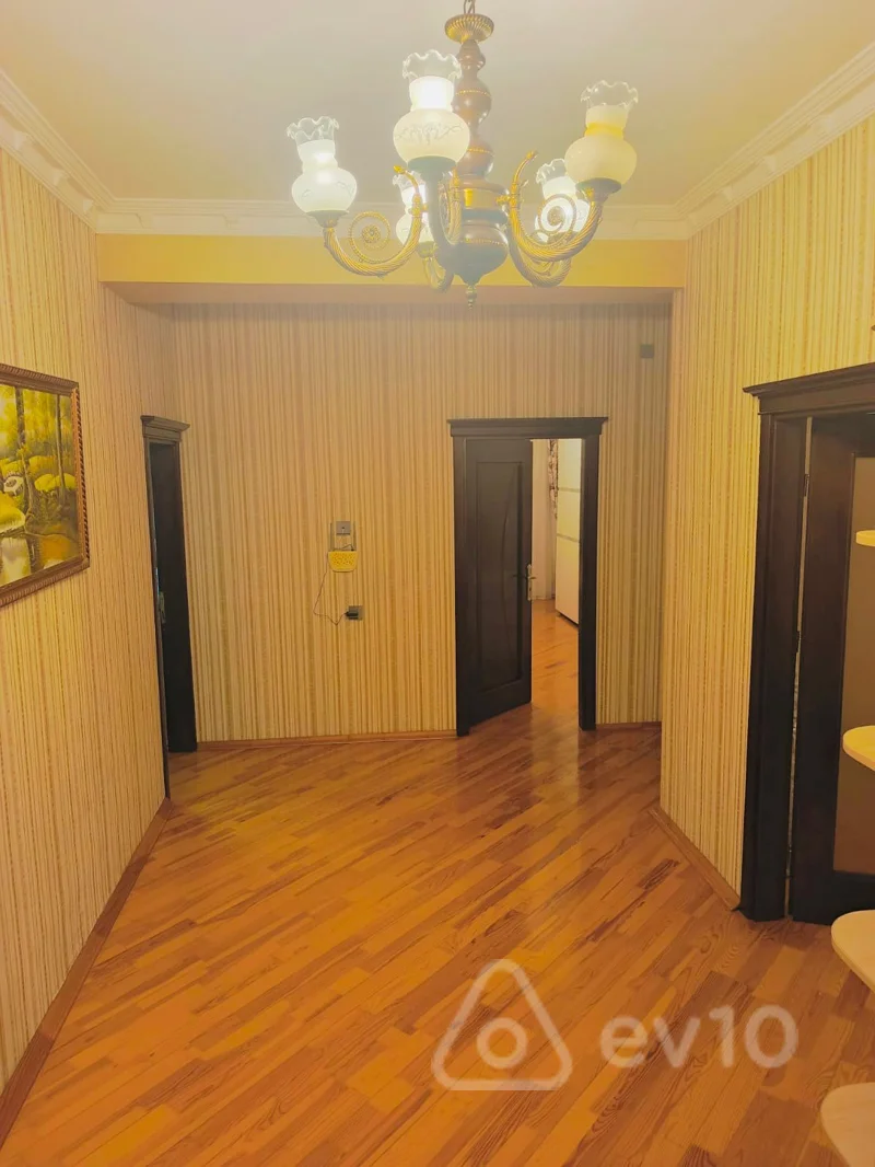3 otaqlı mənzil, 140 m², Bakı, Bakı, Cəmşid Naxçıvanski küçəsi — kirayə — Mənzil, Bakı (3)
