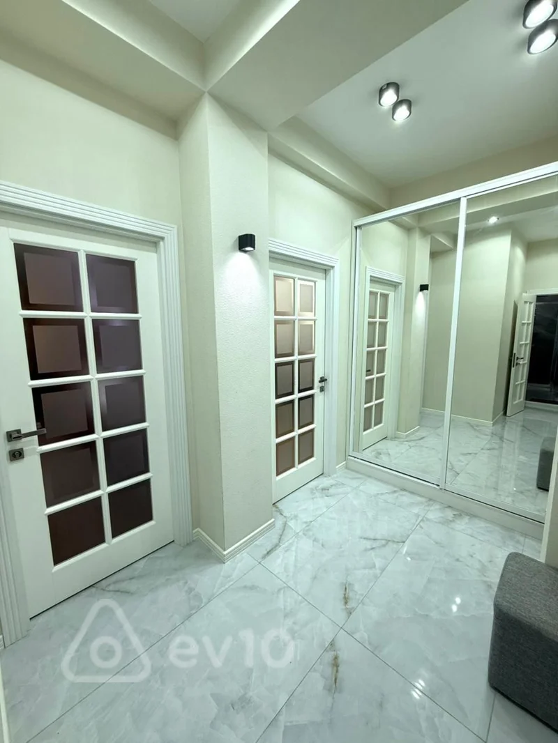 2 otaqlı mənzil, 70 m², Gənclik metrosu — kirayə — Mənzil, Bakı (5)