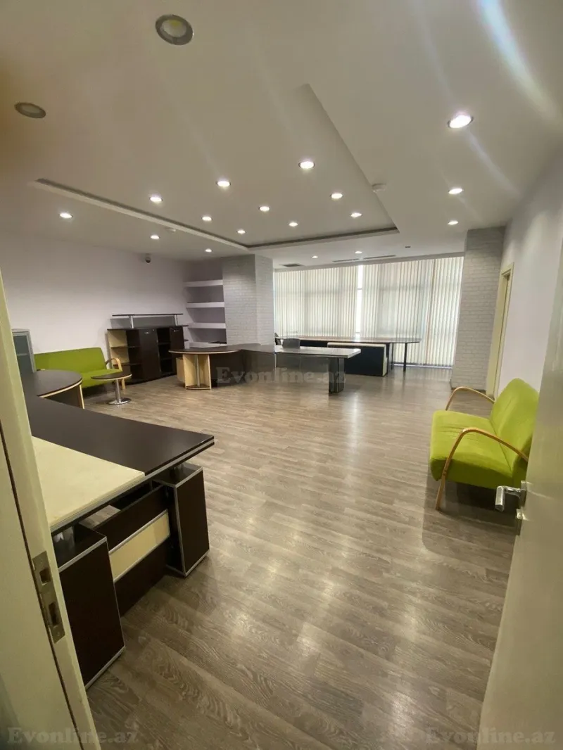 Kirayə verilir Ofis 285 m² Bakı, Nəsimi r., 8 Noyabr m — Ofis, Bakı (4)