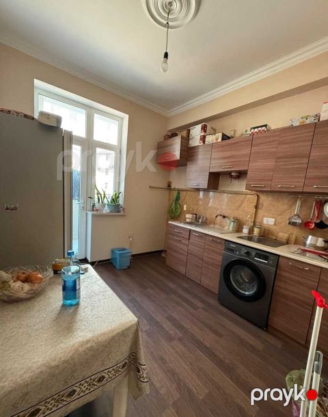 Satılır 4 otaqlı yeni tikili 100 m² — Bakı