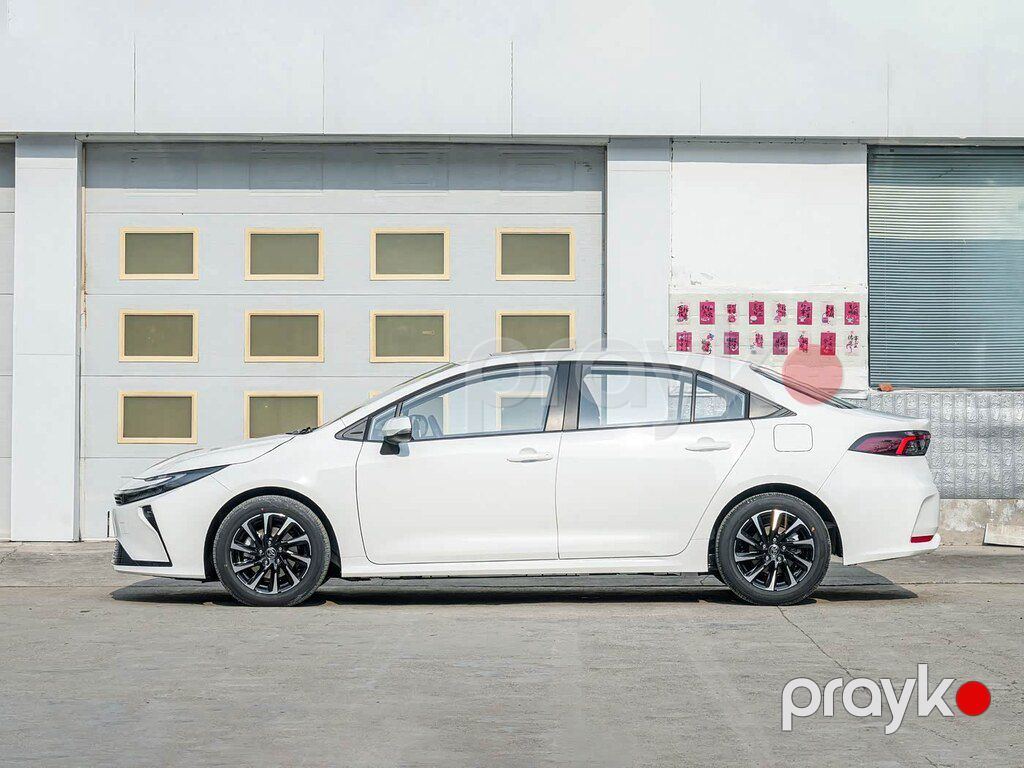 Toyota Corolla, 1.8 L, 0.75 kWh, 2026 il, yeni — Avtomobillər (10)