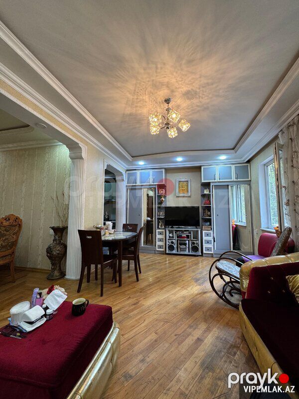 Binəqədi rayonunda 2 otaqlı Köhnə tikili Satılır, 75 m² — Mənzil, Bakı (2)