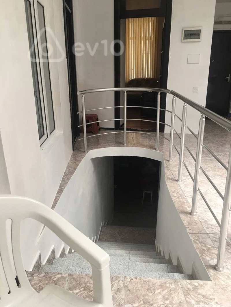 3 otaqlı mənzil, 82 m², Bakı, Səbail rayonu, 8ci Kiçik Qala dönqəsi — Mənzil, Bakı (2)