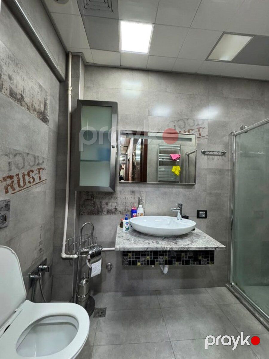 Satılır 2 otaqlı köhnə tikili 60 m² — Mənzil, Bakı (11)