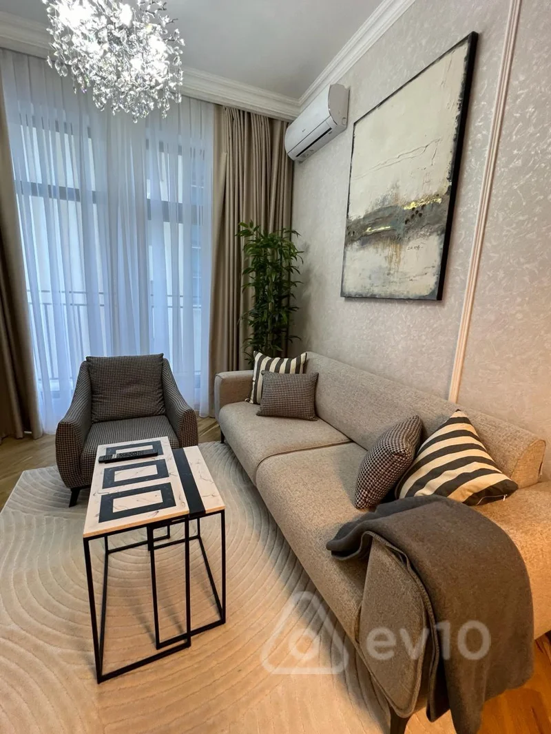 2 otaqlı mənzil, 90 m², Üzeyr Hacıbəyli küç. — kirayə — Mənzil, Bakı (3)
