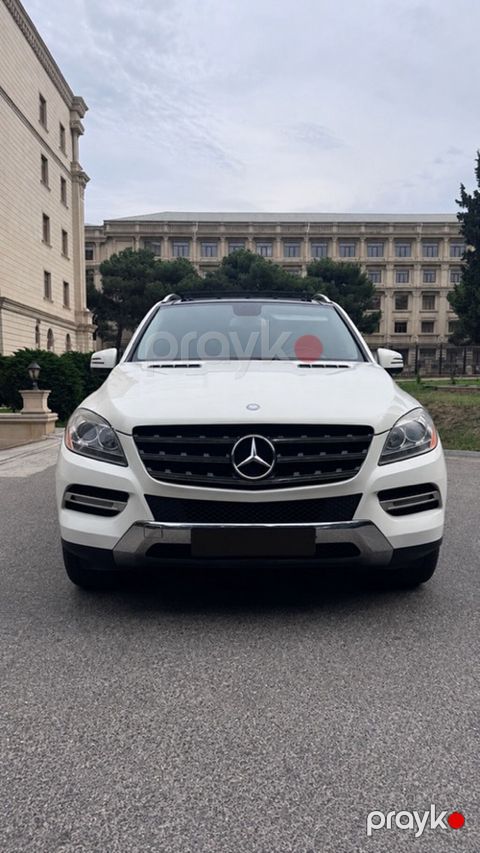 Mercedes-Benz ML 350: 3.5 l Ofrouder/SUV — Bakı