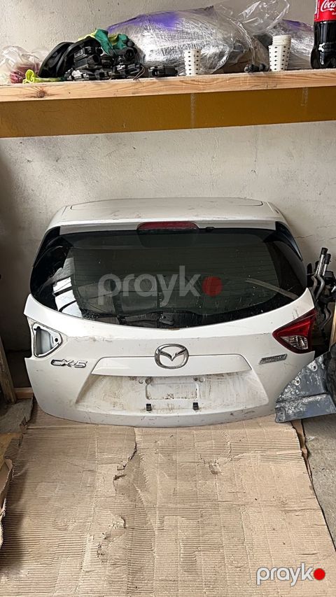 "Mazda" baqajı — Bakı