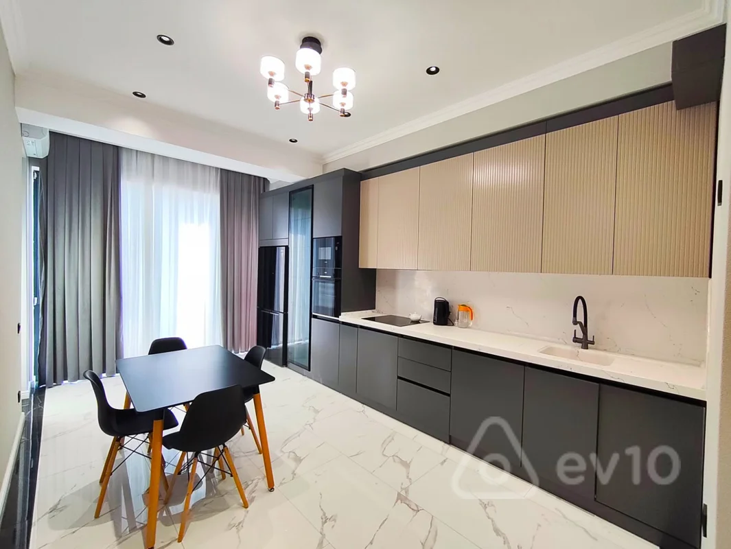 3 otaqlı mənzil, 146 m², Koroğlu metrosu, 5 saylı Asan Xidmət mərkəzi. — kirayə — Mənzil, Bakı (4)