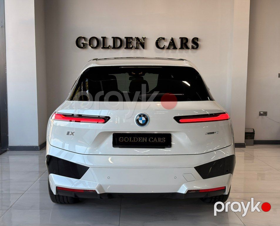 BMW iX, 71 kWh, 2023 il, 28 000 km — Avtomobillər, Bakı (9)