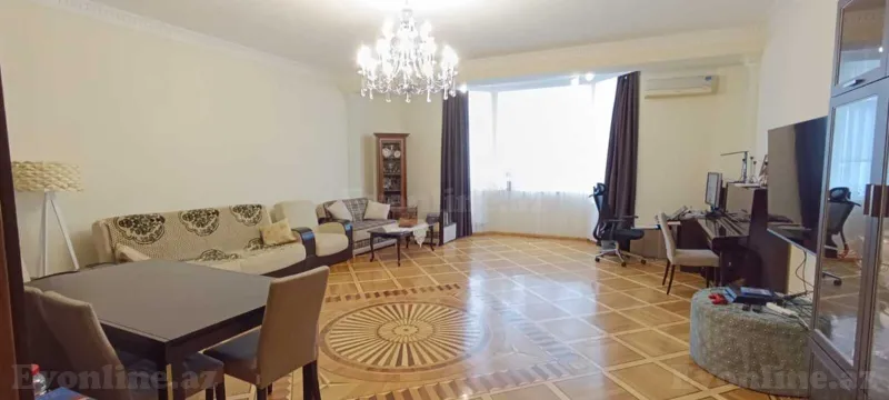Satılır 4 otaqlı Mənzil Yeni tikili 200 m² Bakı, Yasamal r., Elmlər Akademiyası m — Mənzil, Bakı (2)