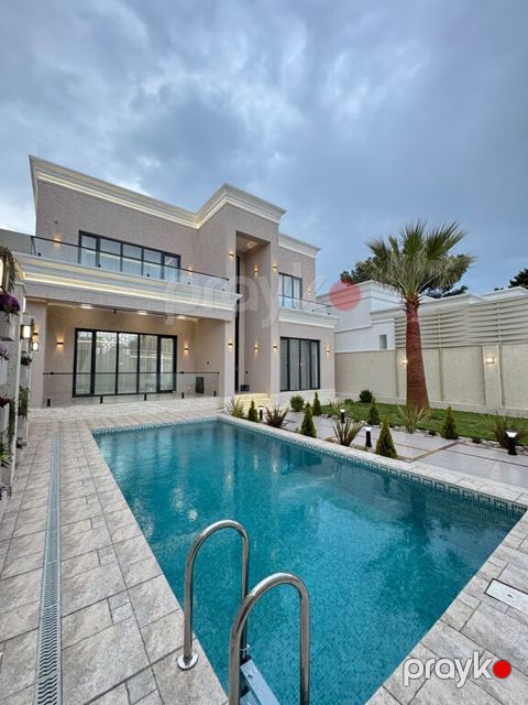 Satılır 5 otaqlı həyət evi/bağ evi 220 m² — Bakı