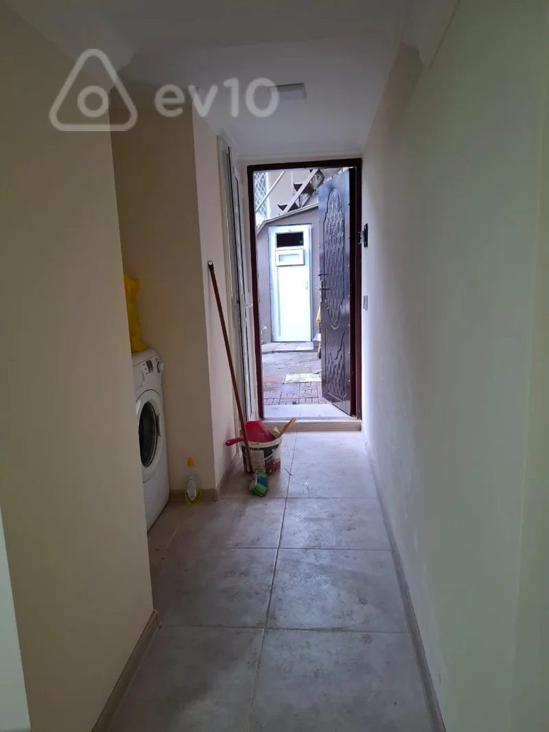 1 otaqlı həyət evi, 35 m², Nizami m.st, İ,ismçayilov küçesi 32 — Ev, villa, Bakı (3)