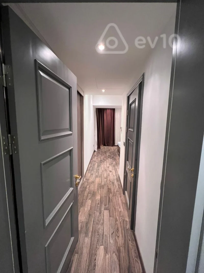 4 otaqlı mənzil, 180 m², пр Нефтяников — kirayə — Mənzil, Bakı (3)