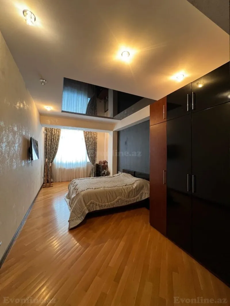 Satılır 3 otaqlı Mənzil Yeni tikili 160 m² Bakı, Yasamal r., İnşaatçılar m., Yasamal — Mənzil, Bakı (5)