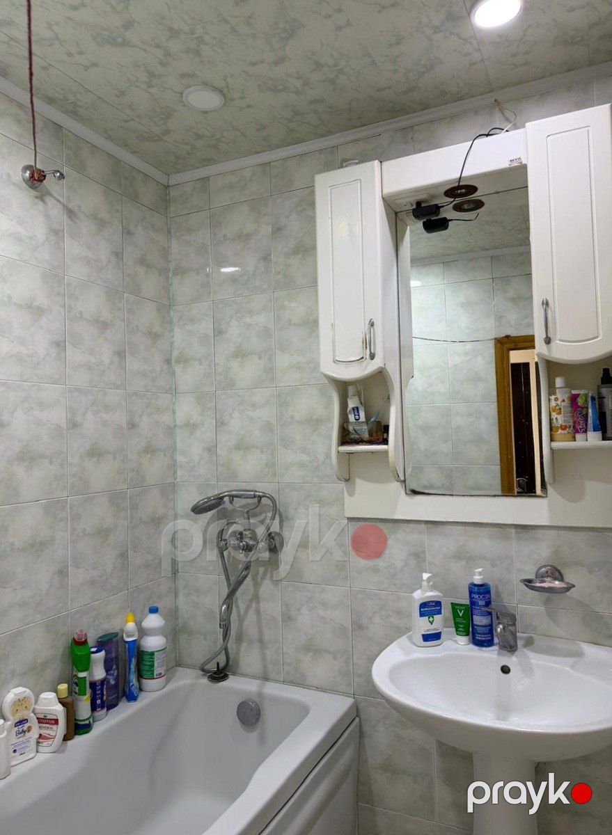 Satılır 2 otaqlı köhnə tikili 60 m² — Mənzil, Bakı (7)